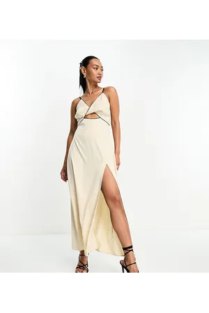 In The Style Exclusive twist detail contrast trim maxi dress in cream