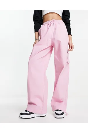 Ellesse Trazzal oversized track pants in
