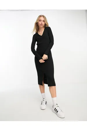 New Look Button through ribbed knitted dress in