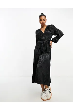 JDY Puff sleeve wrap jacquard midi dress in zebra