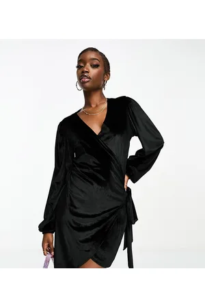 In The Style Exclusive velvet tie side mini dress in