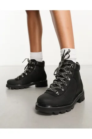 sorel Lennox Hiker lace up boots in