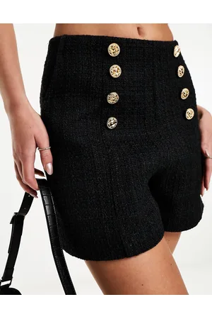Morgan Tweed button detail short in black