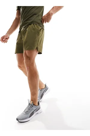 PUMA Training Evolve woven short in khaki