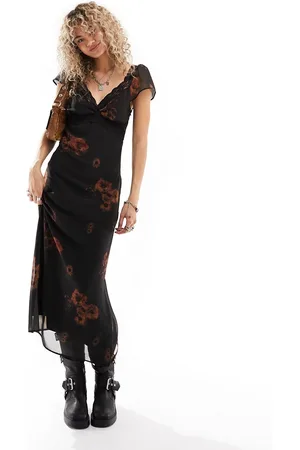 Reclaimed Lace trim midi dress in floral print