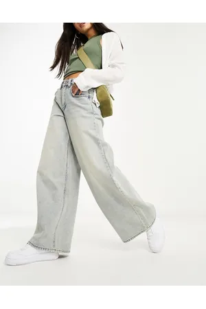 Stradivarius Baggy soft touch jean in vintage light wash