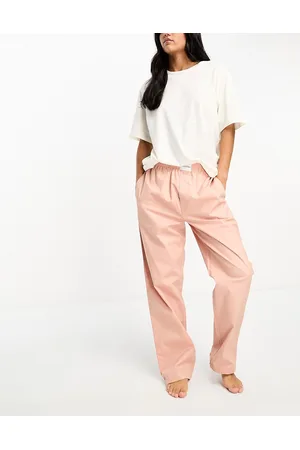 Calvin Klein Pyjama set in a bag sleep set in baby pink