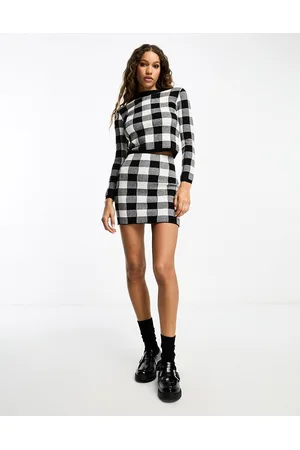 Gianni Feraud Check print knitted mini skirt co ord in black and white