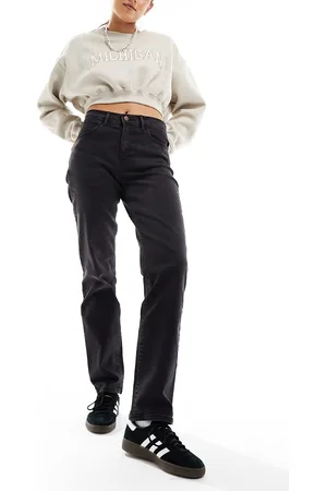 Wrangler Straight fit jeans in