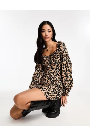 New Look Long sleeve mini sweetheart dress in zebra print