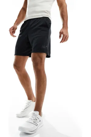 New Balance Tenacity short in