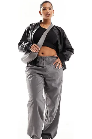 ONLY Mid rise parachute trousers in grey