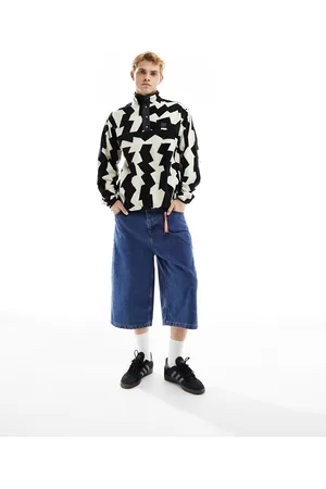 Volcom Mock neck half snap fleece in black and white