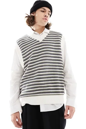 Bershka Textured stripe knitted vest in ecru