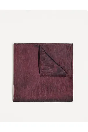 French Connection Pocket square in chateaux