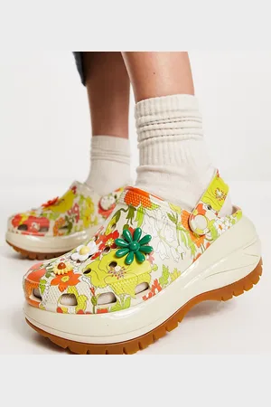 Crocs Mega Crush Clogs In Retro Floral - Exclusive To Asos