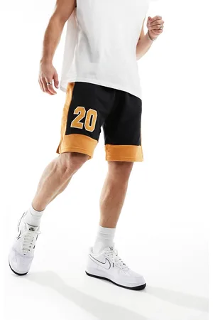 New Era Basketball shorts in
