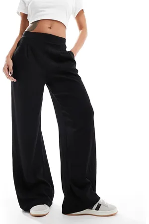 New Look Textured trousers in
