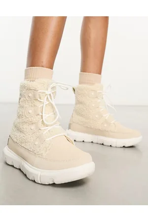 sorel Explorer Joan Cozy boots in Sea salt