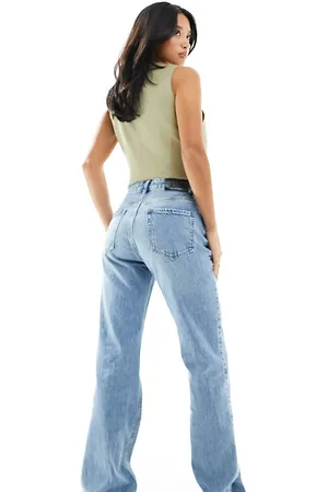 Stradivarius Petite straight leg jean in medium wash