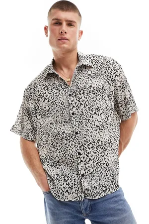 River Island Short sleeve crinkle shirt in leopard print