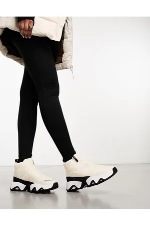 sorel Kinetic Impact Puffy Zip WP waterproof slip on boots in