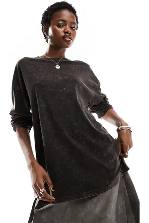 Monki Oversize long sleeve t-shirt in washed