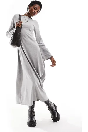 Monki Long sleeve boat neck flowy hem maxi dress in marl