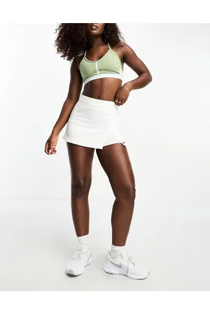 Nike Nike Tennis Dri-Fit Victory straight skirt in