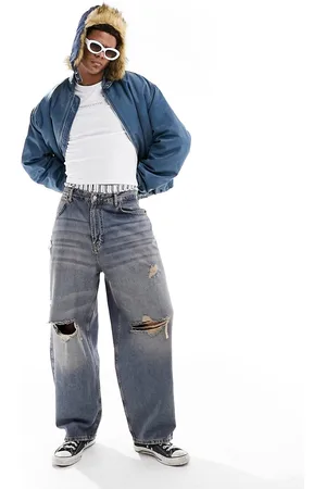 Pull&Bear Skater cargo jeans with rips in washed