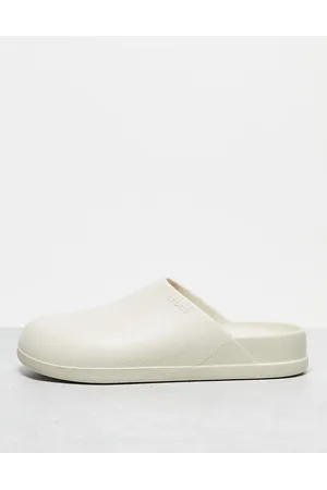 Crocs Unisex dylan clogs in stucco beige