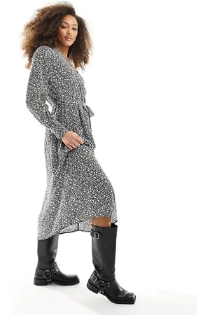 JDY Long sleeve tie front midi dress in ditsy floral print