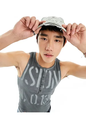 COLLUSION Rib slim fit button vest with front graphics in