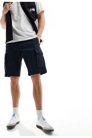 GANT Relaxed fit twill cargo shorts in