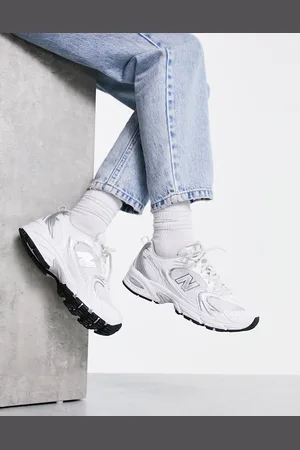 New Balance 530 sneakers in and silver