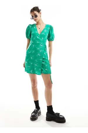 Glamorous Wrap short sleeve tea dress in scribble floral