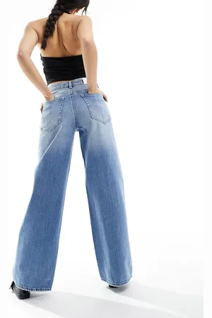 Stradivarius Fluid wide leg jean in medium wash