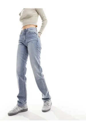 Stradivarius STR comfort fit straight leg jean in mid