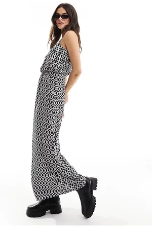 ONLY Strappy maxi dress with graphic print in