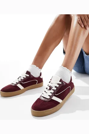 Stradivarius Trainer with gum sole in cherry