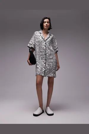 Topshop Souvenir mini shirt dress in mono bandana print