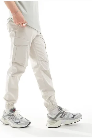 JACK & JONES Relaxed fit cuffed cargo trouser in beige
