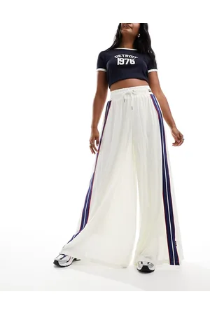 Ellesse Lillie wide leg track pants in off