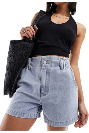 In The Style Exclusive elasticated waist denim paperbag short in light wash
