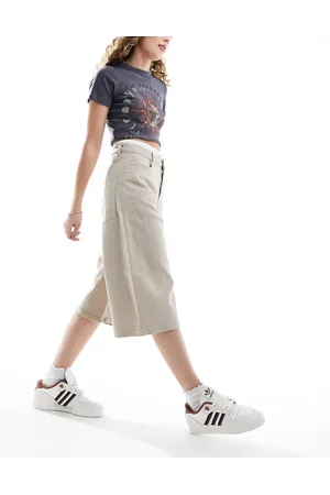 Monki Longline shorts in taupe