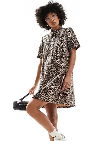 Monki Short sleeve button through collar mini dress in leopard print