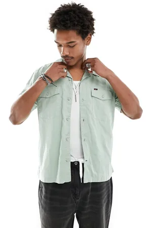 Lee Short sve chetopa cotton twill revere collar shirt in light green