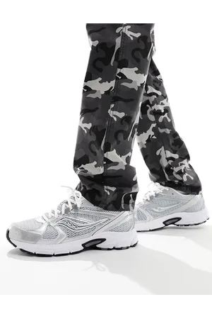 Saucony Ride Millennium trainers in