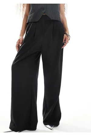 Stradivarius Stradiarius Petite tailored pleat front trouser in
