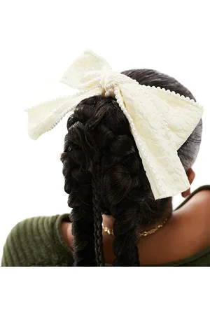 True Decadence Pearl trim hair bow in cream